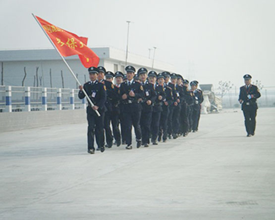 昆山保安朝气蓬勃